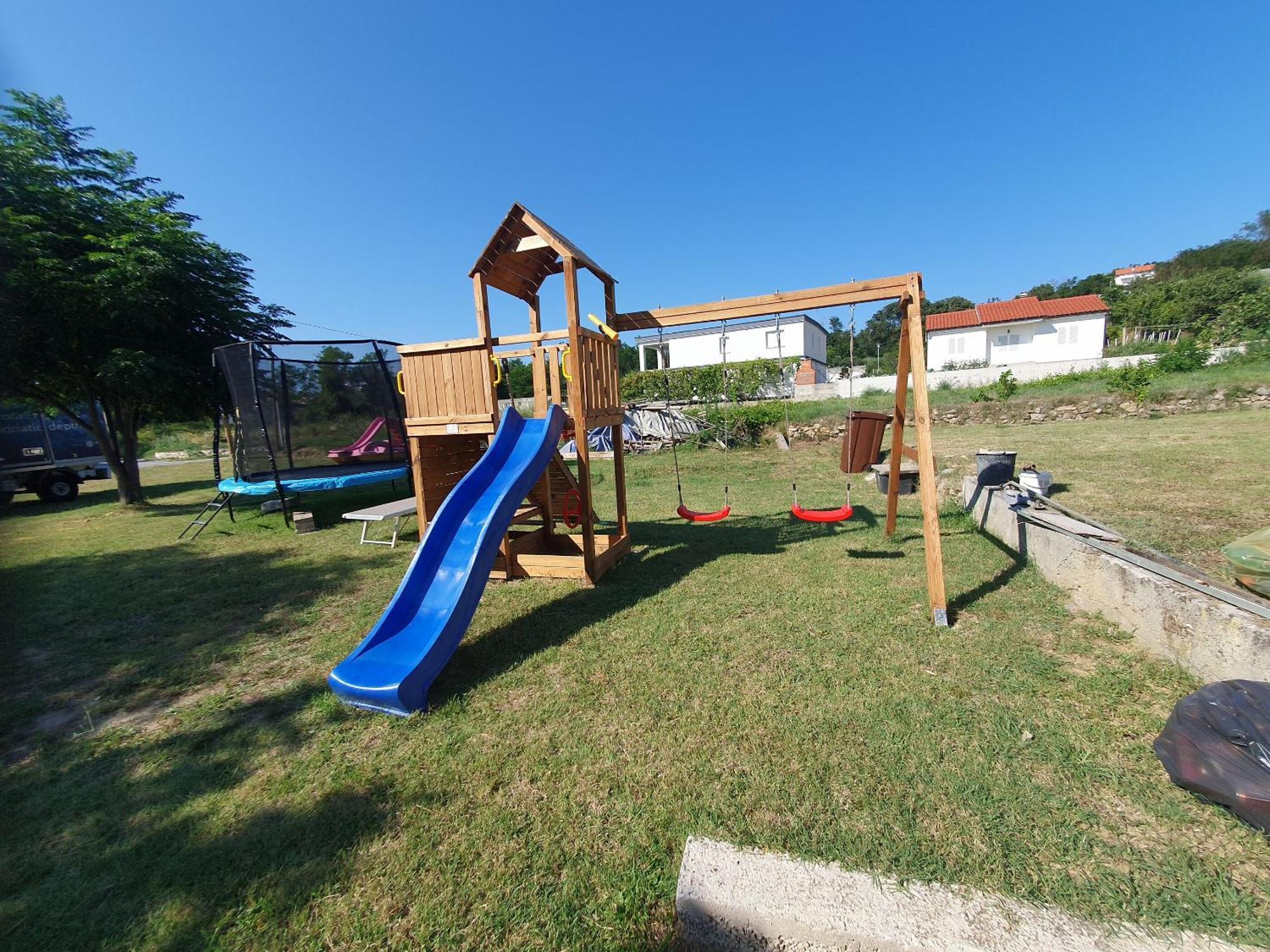 Apartments And Room Ljubica โลปาร์ ภายนอก รูปภาพ